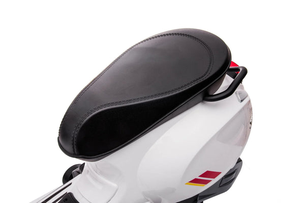 Limited edition Vespa Sprint, 12 volt elektrische scooter met muziek
